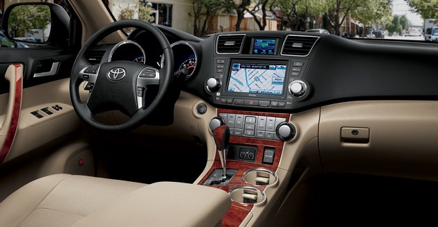 2020 Toyota Highlander Interior