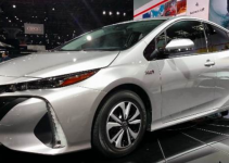2020 Toyota Prius Rivew