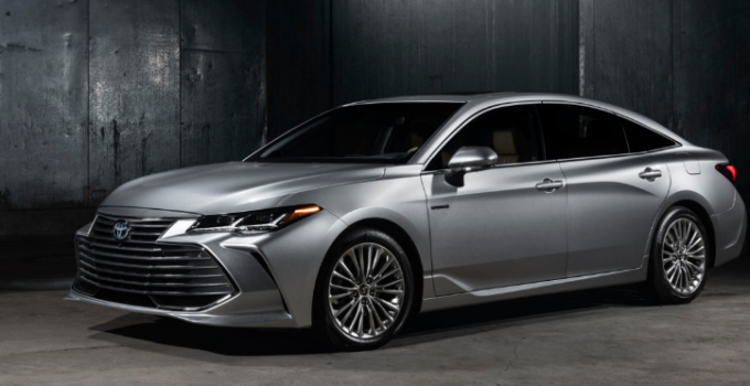 2019 Toyota Avalon Hybrid Exterior