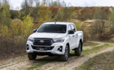 2022 Toyota Hilux Hybrid, Review, Price