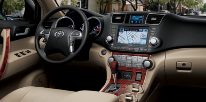 2024 Toyota Kluger Interior
