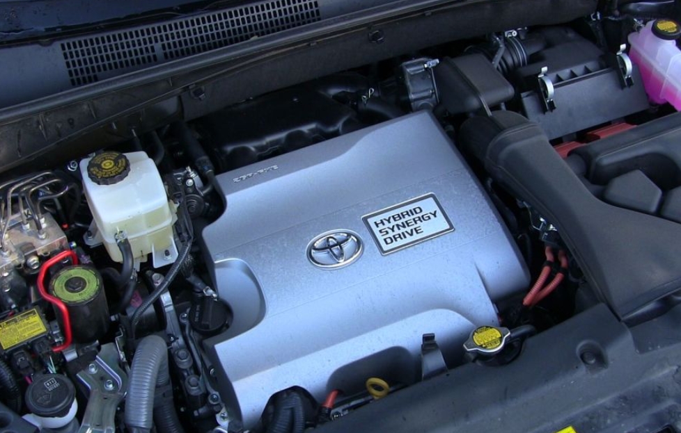2024 Toyota Sienna Hybrid Engine