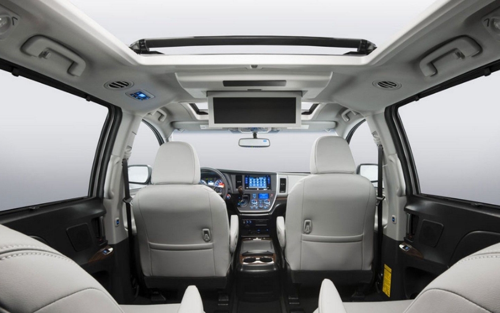 Toyota Sienna Plug In Hybrid 2024 Interior