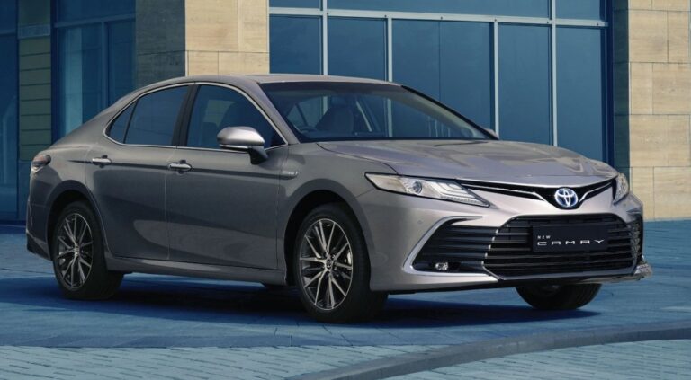 2026 Toyota Camry Hybrid Price