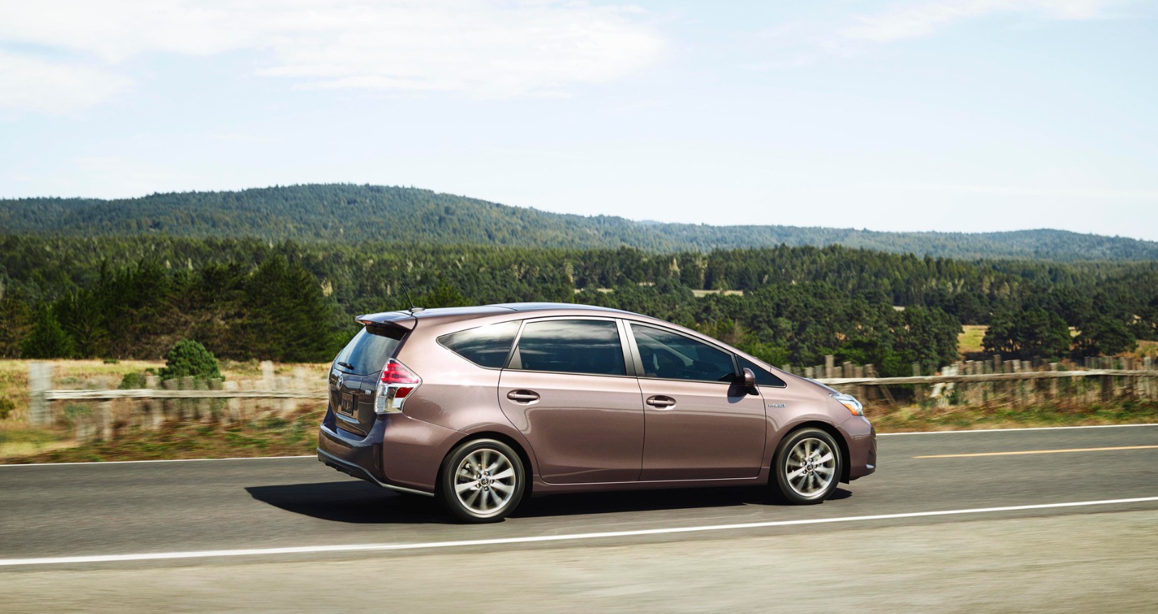 2027 Toyota Prius V Specs