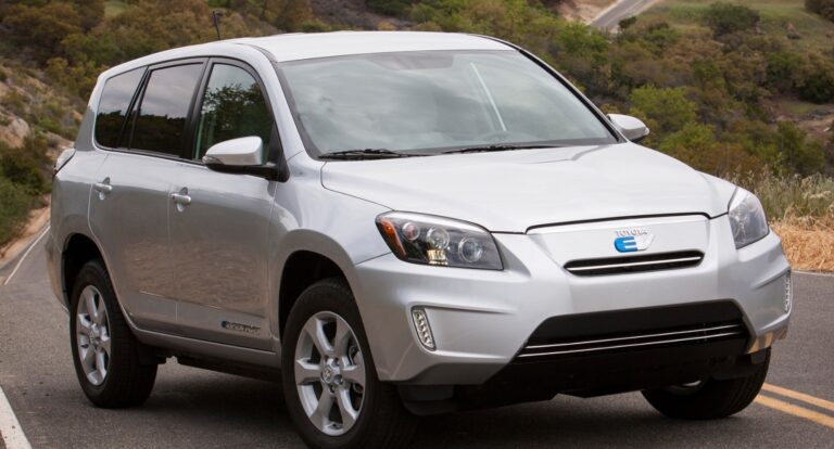 2027 Toyota RAV4 EV Redesign